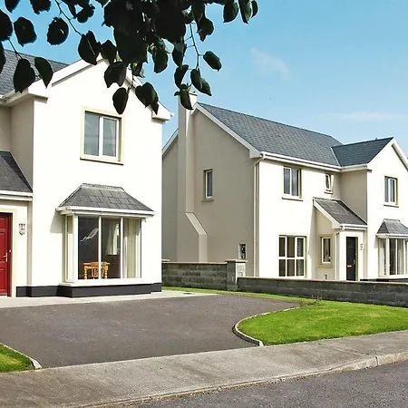 Holiday Homes - Eir02104-fya