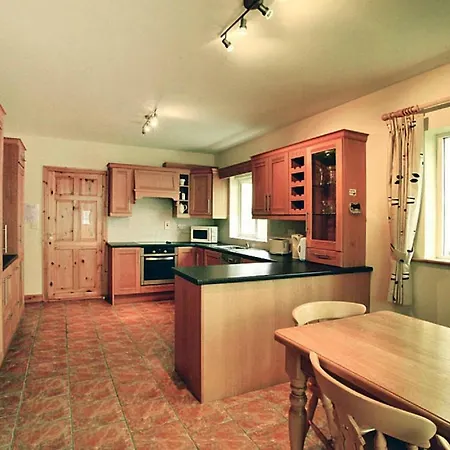 Holiday Homes - Eir02104-fya * Дунбег